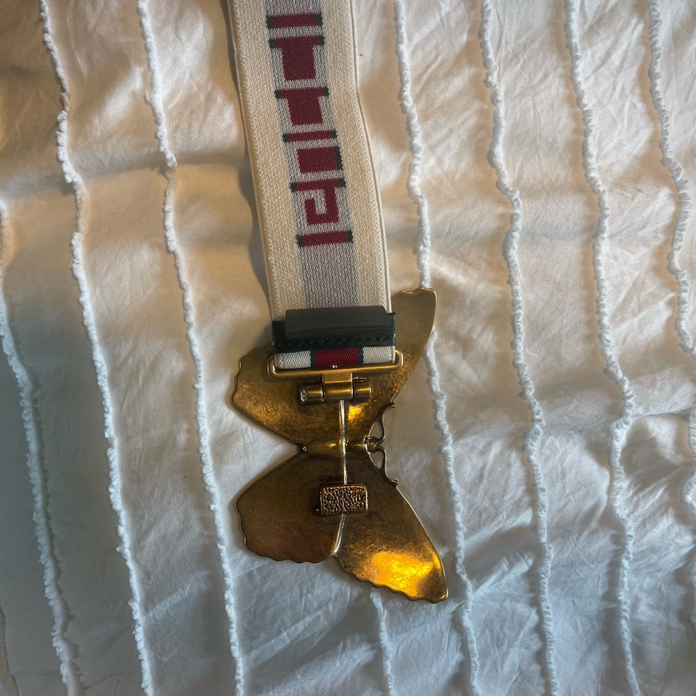 Gucci Yellow Butterfly Buckle Belt with Red and Cream Stripes - Picture 3 of 3